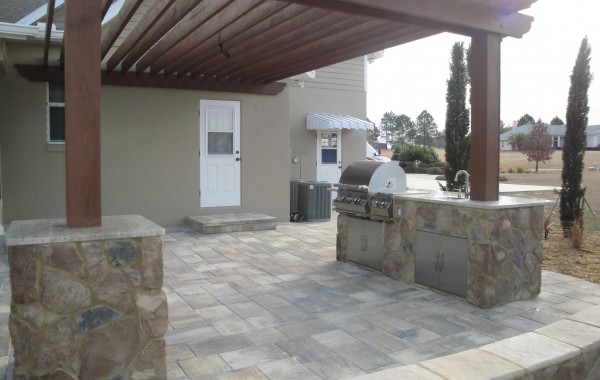 Outdoor Kitchens & Fire Pits 2