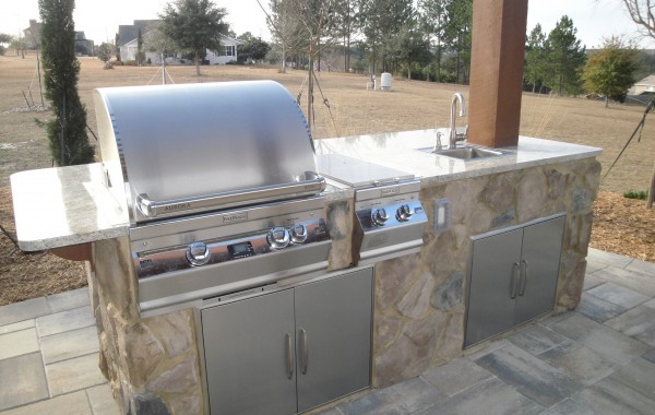 Outdoor Kitchens & Fire Pits 3