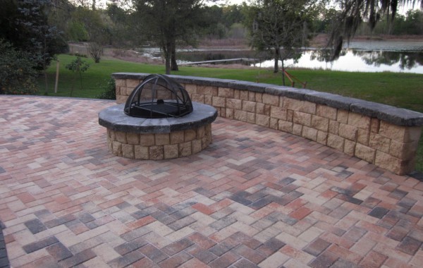 Outdoor Kitchens & Fire Pits 5