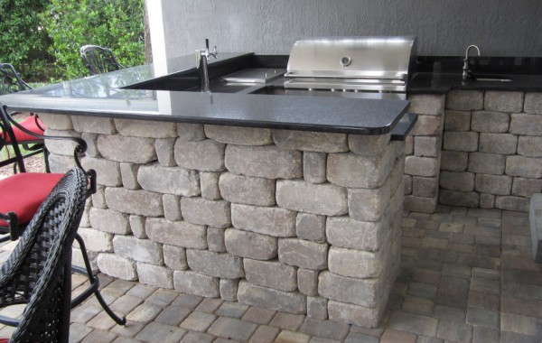 Outdoor Kitchens & Fire Pits 12