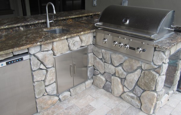 Outdoor Kitchens & Fire Pits 14